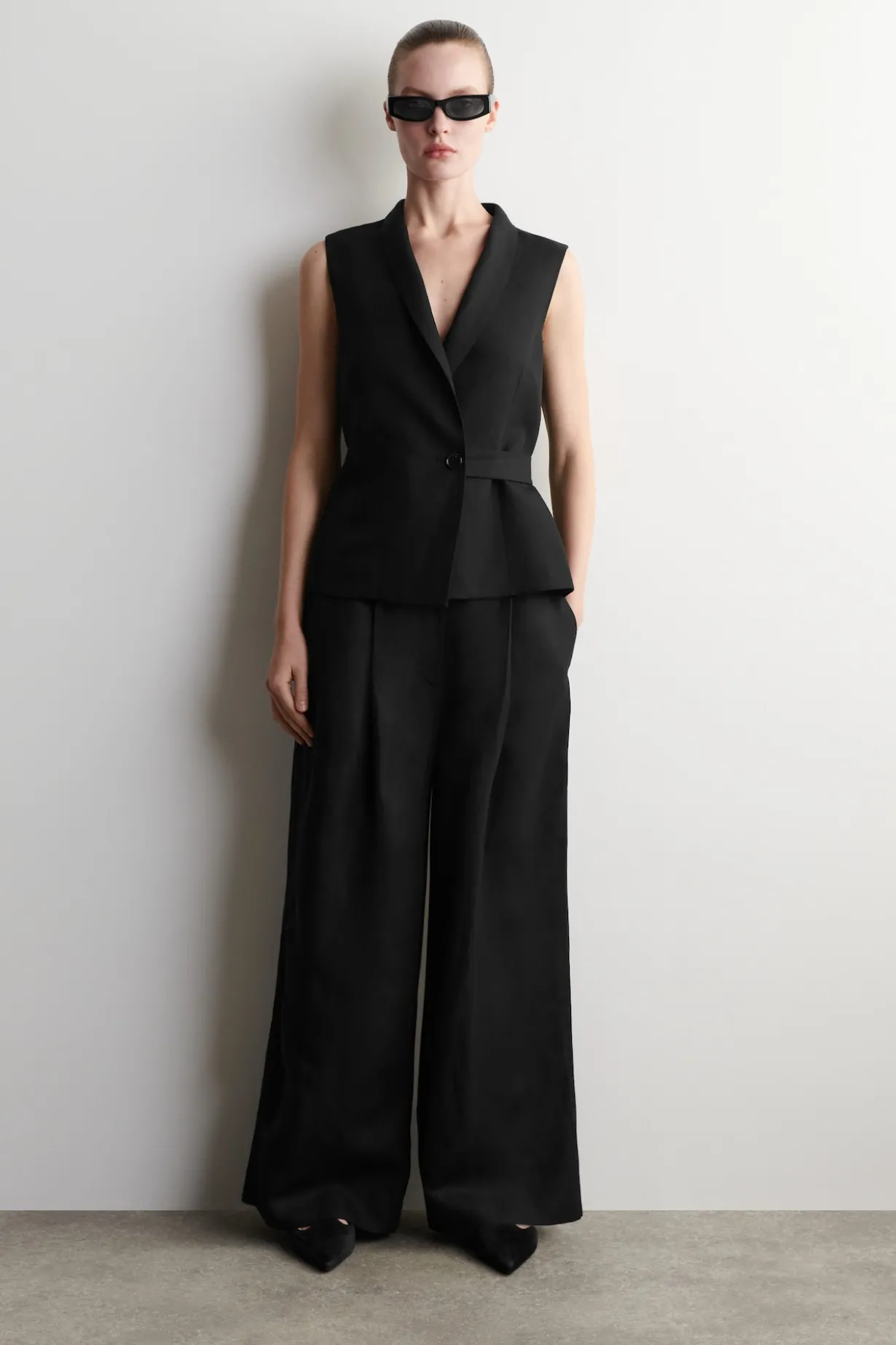 SHAWL-COLLAR BELTED LINEN-BLEND VEST