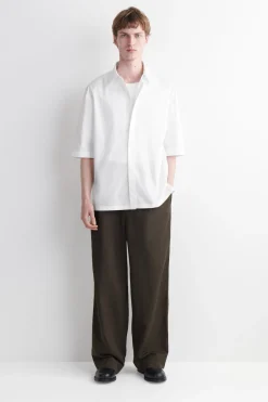 SHORT-SLEEVED COTTON SHIRT