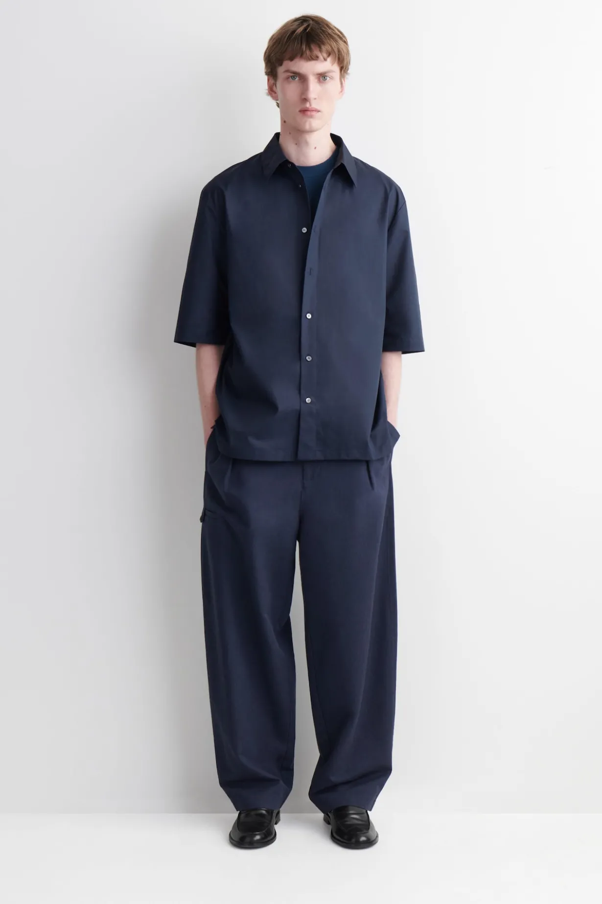 SHORT-SLEEVED COTTON SHIRT