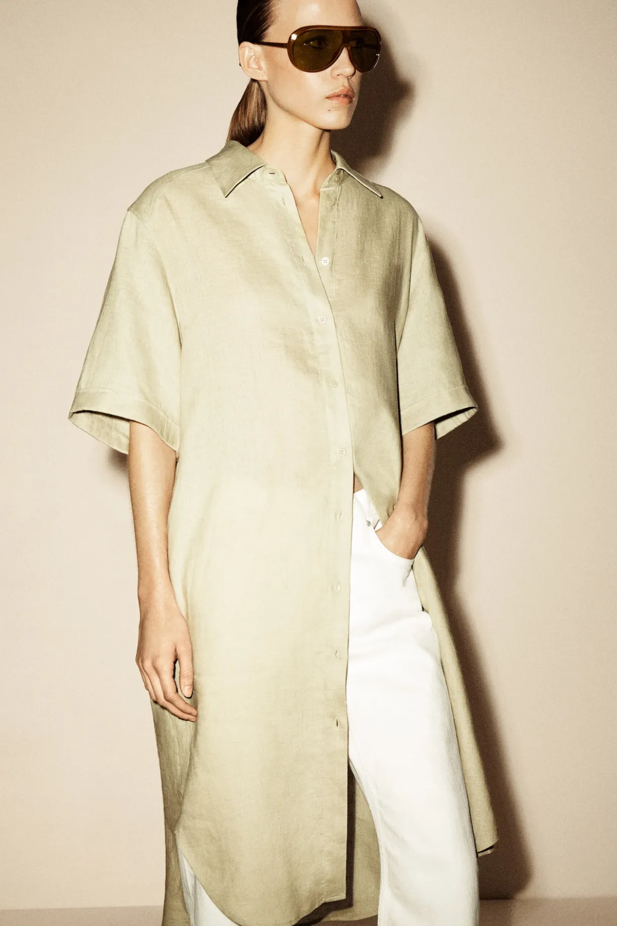 SHORT-SLEEVED LINEN SHIRT DRESS