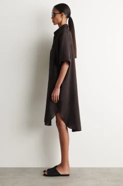 SHORT-SLEEVED LINEN SHIRT DRESS