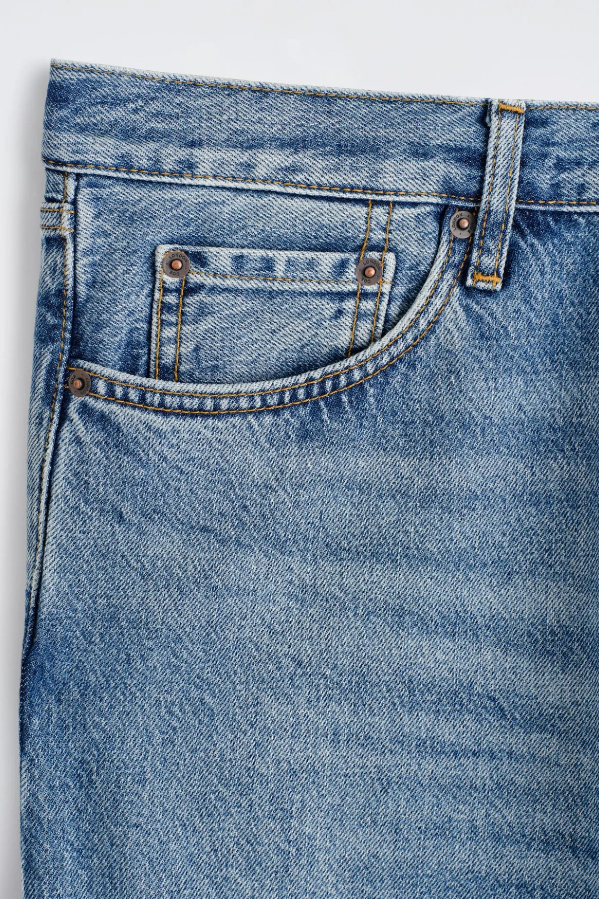 SIGNATURE REGULAR-FIT STRAIGHT-LEG JEANS