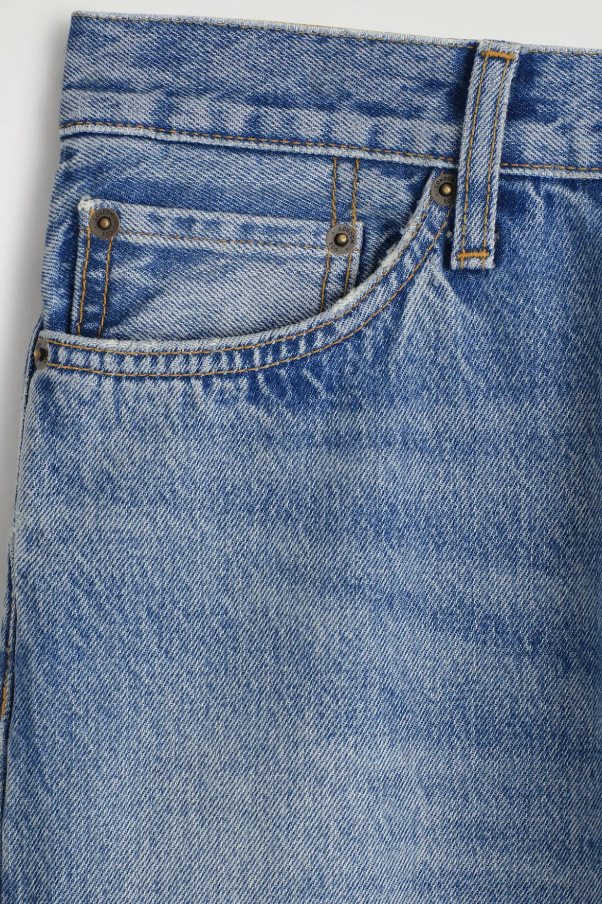 SIGNATURE REGULAR-FIT STRAIGHT-LEG JEANS