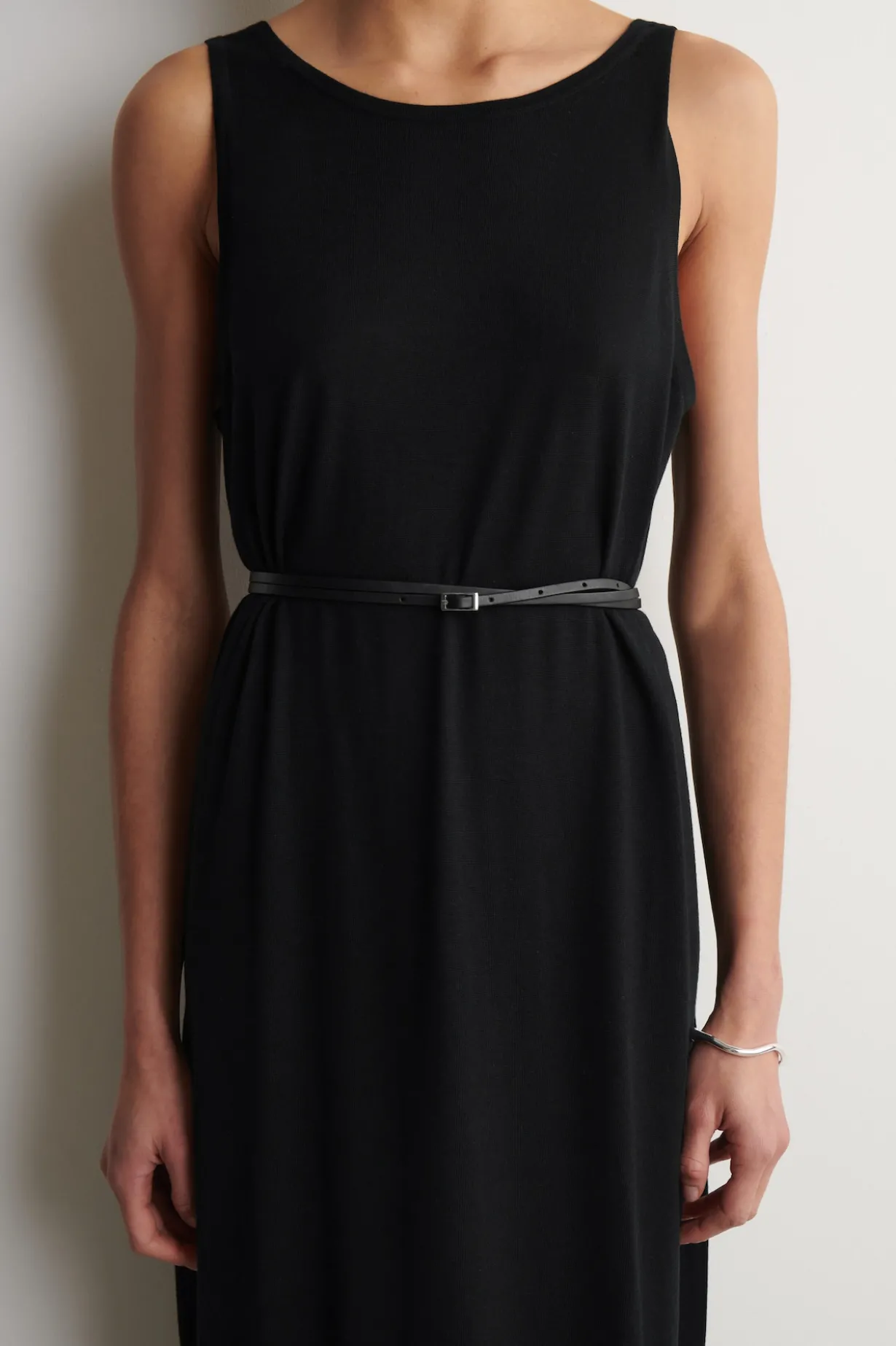 SKINNY DOUBLE-WRAP LEATHER BELT