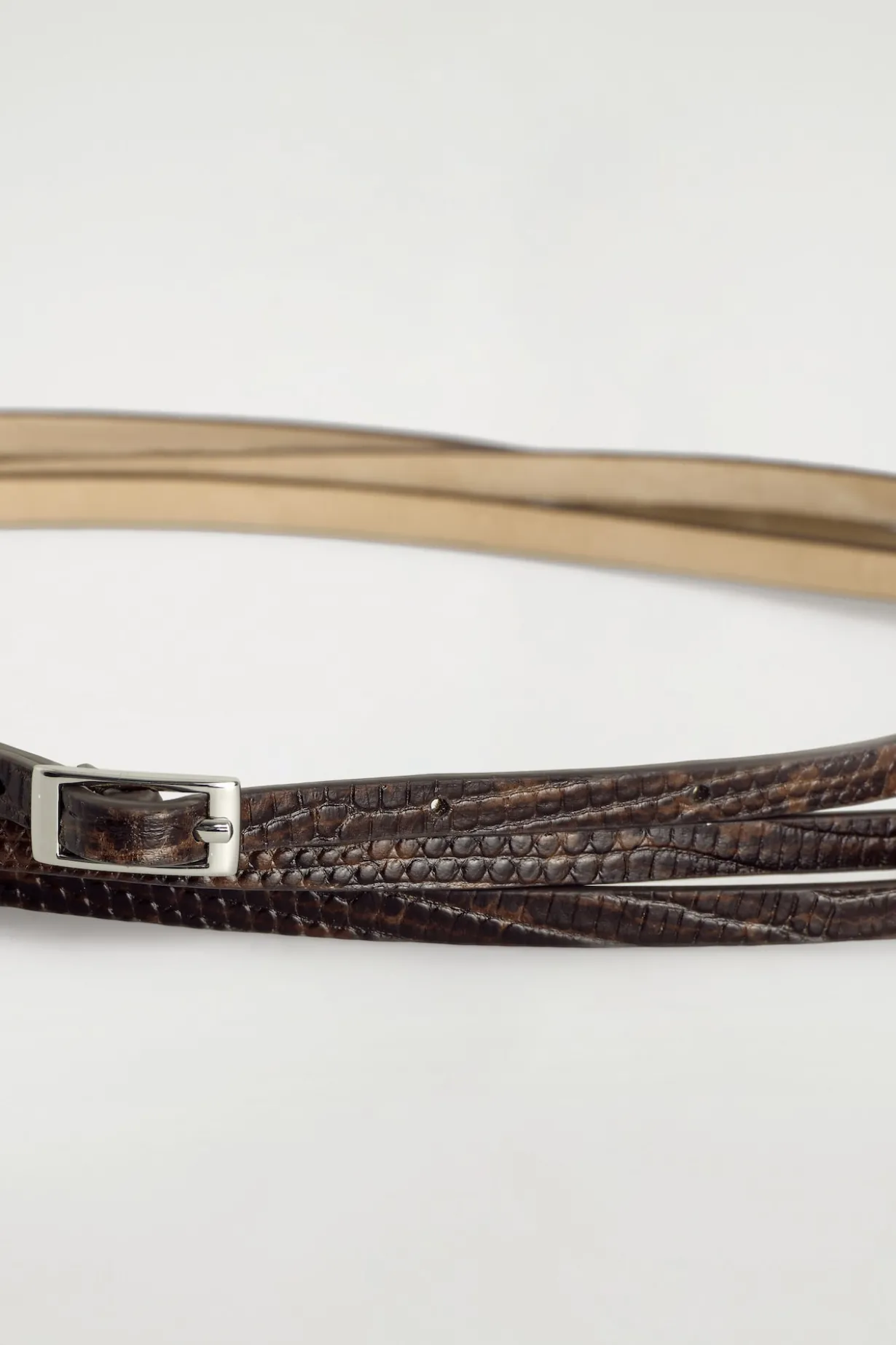 SKINNY DOUBLE-WRAP LEATHER BELT