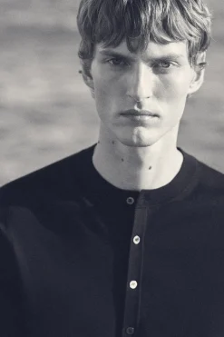 SLIM MERINO WOOL HENLEY TOP