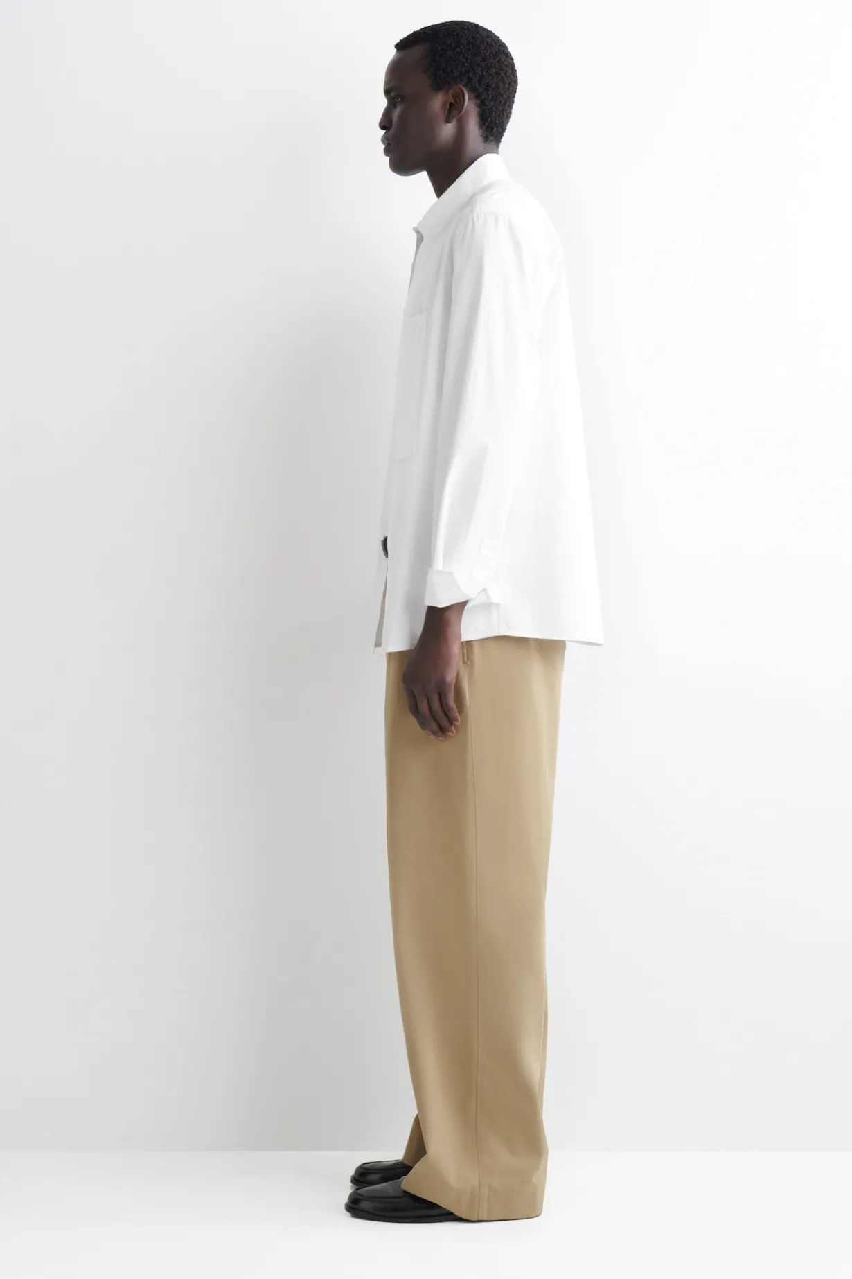 SLIM POCKET-DETAIL PIMA COTTON SHIRT