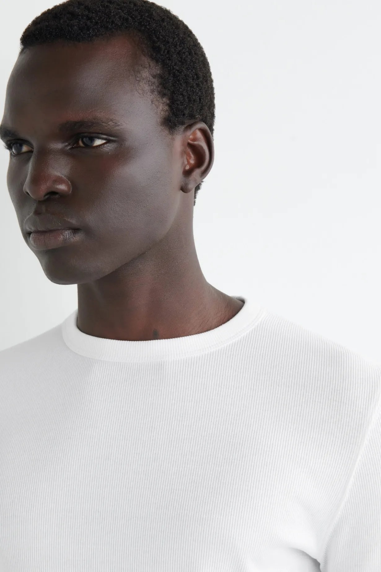 SLIM RIBBED COTTON LONG-SLEEVED T-SHIRT
