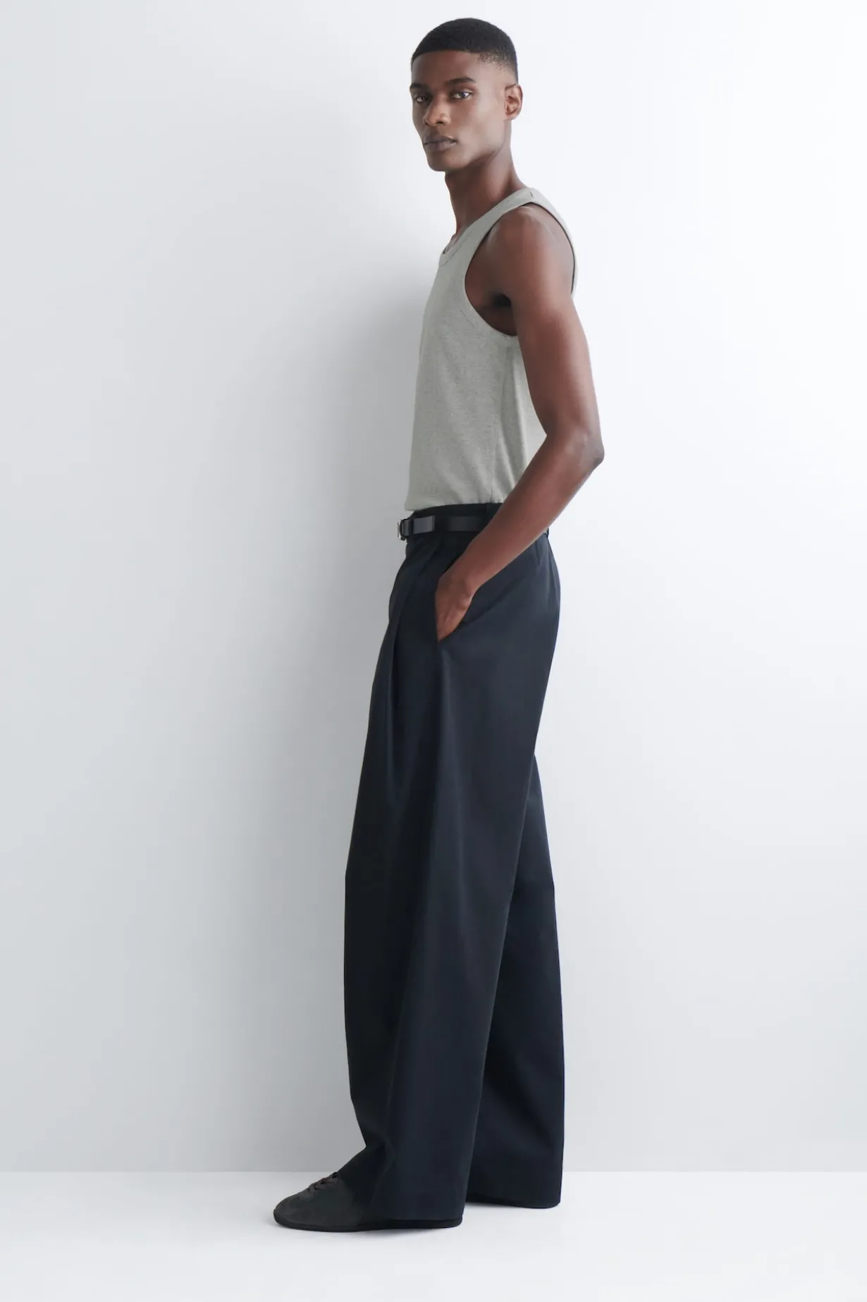 SLIM RIBBED COTTON TANK TOP