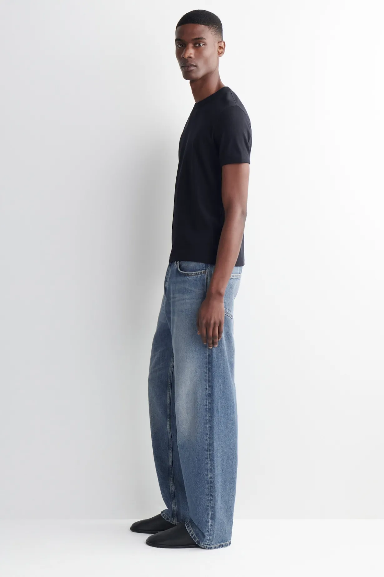 SLIM RIBBED COTTON T-SHIRT