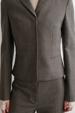 SLIM WAISTED WOOL BLAZER