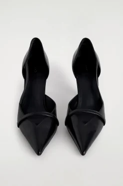STRAP-DETAIL LEATHER PUMPS
