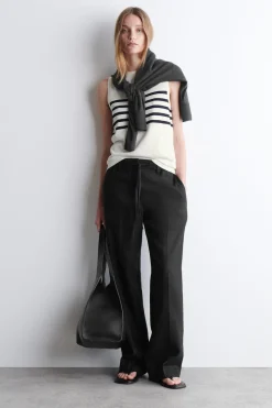 STRIPED KNITTED TANK TOP
