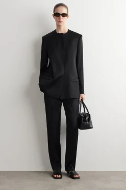 STRUCTURED COLLARLESS SATIN BLAZER