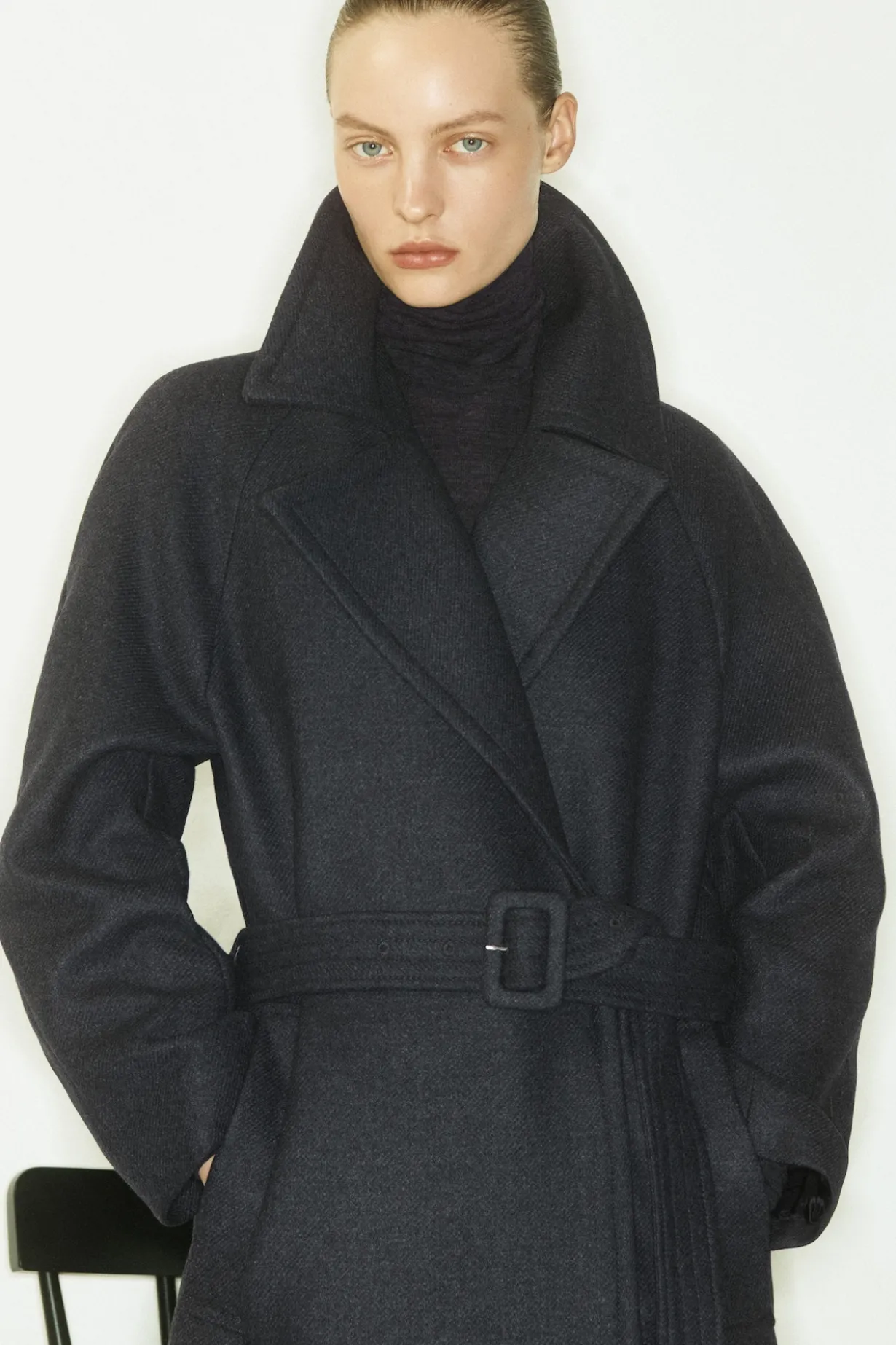 TAILORED BELTED WOOL-TWILL COAT