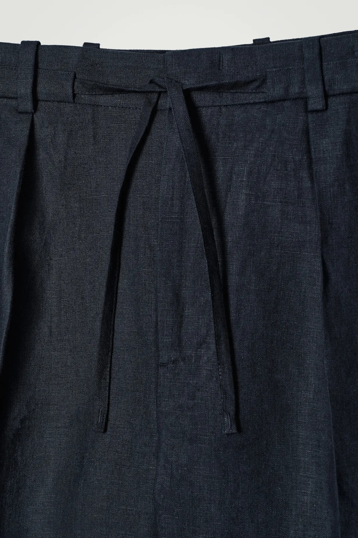 TAILORED DRAWSTRING LINEN SHORTS