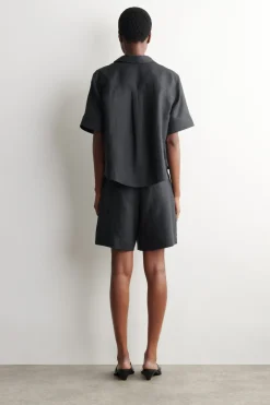 TAILORED ELASTICATED LINEN SHORTS