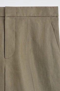TAILORED LINEN SHORTS