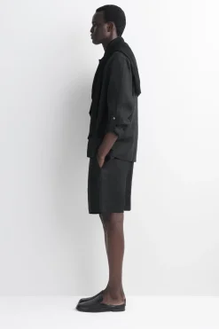 TAILORED LINEN SHORTS