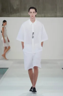 TAILORED SHORT-SLEEVED COTTON SHIRT