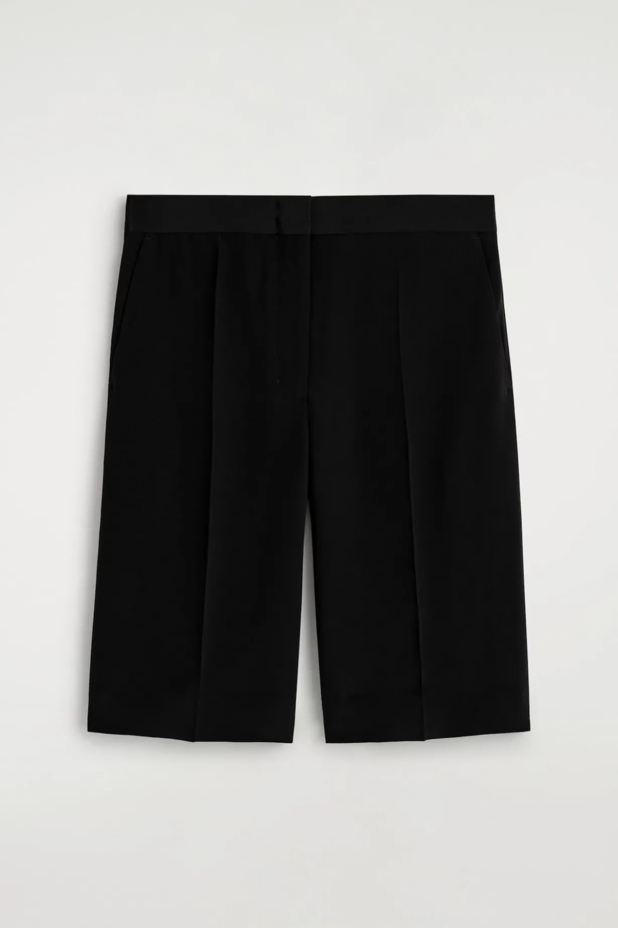 TAILORED SILK SHORTS