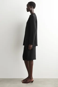 TAILORED SILK TOP