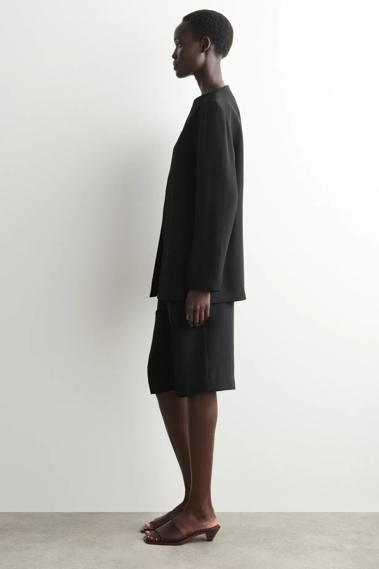 TAILORED SILK TOP