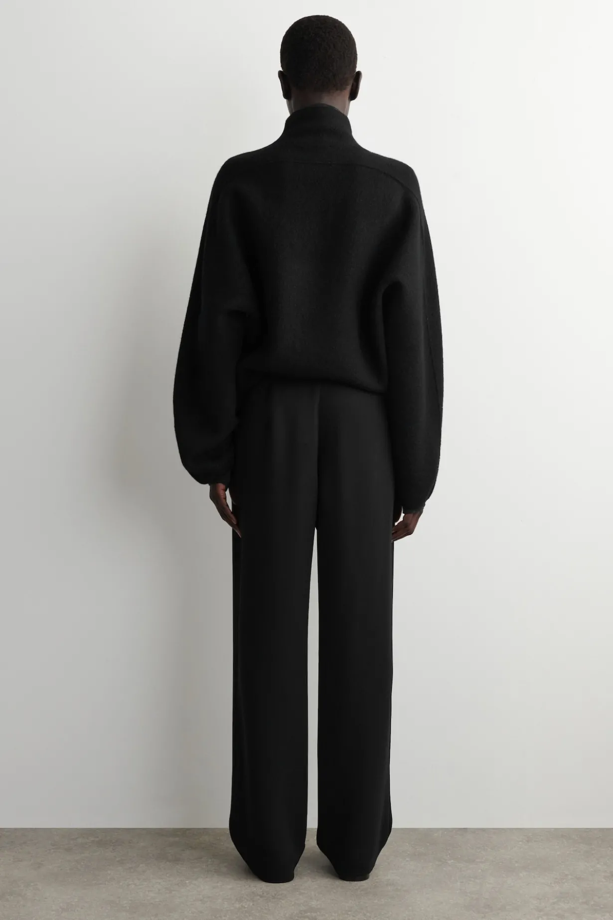 TAILORED STRAIGHT-LEG PANTS