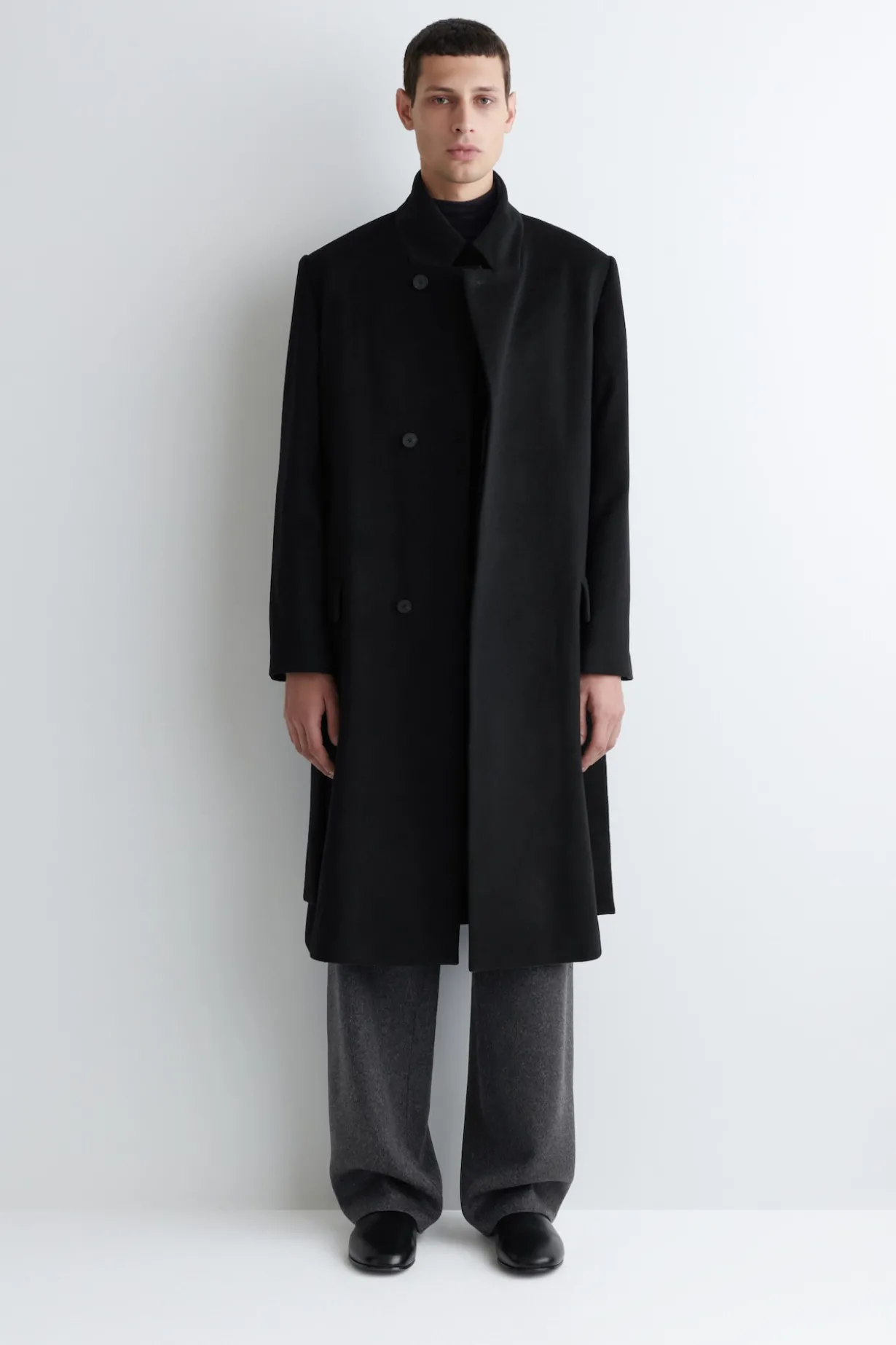 TAILORED WOOL LONG COAT