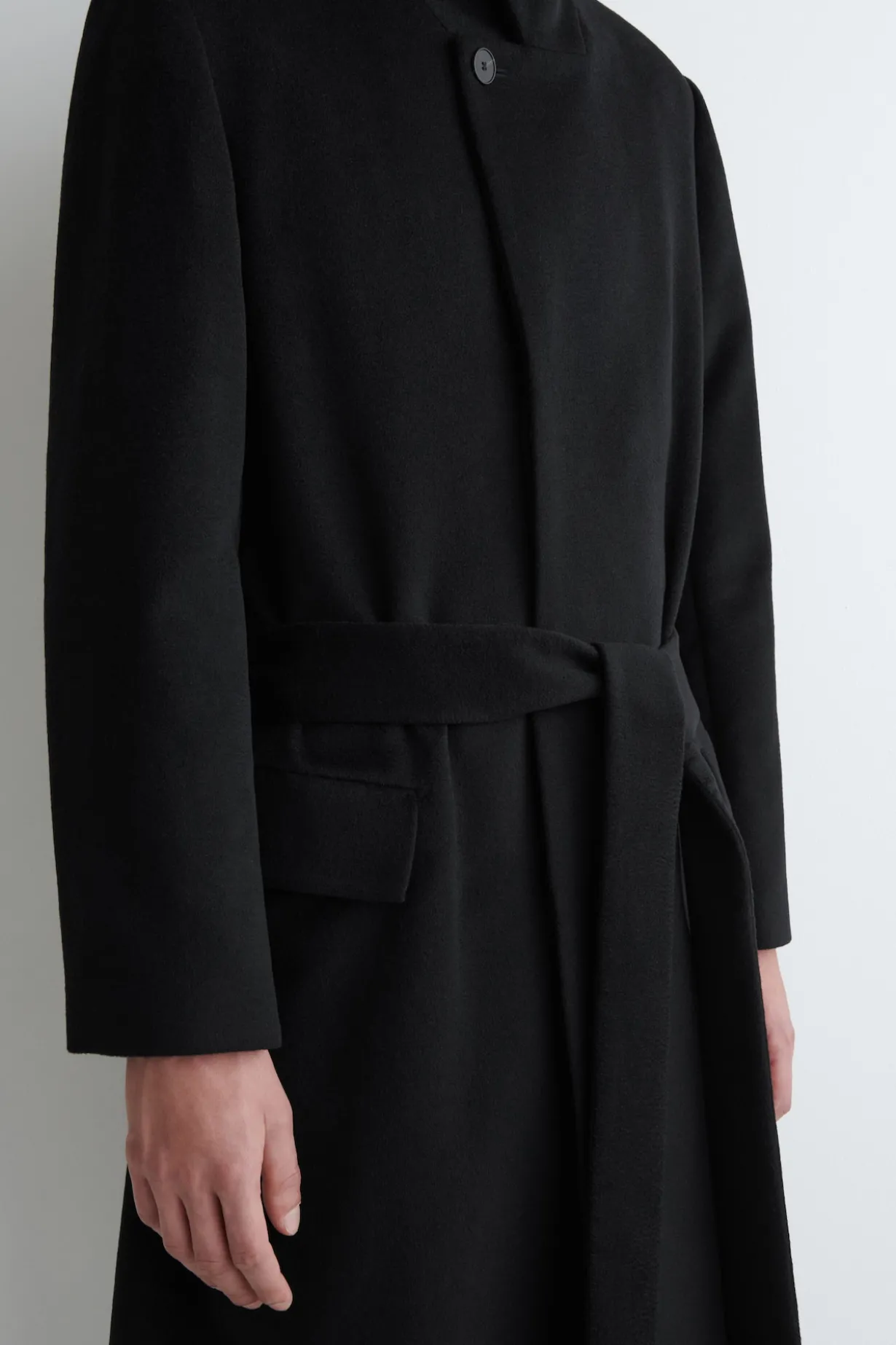 TAILORED WOOL LONG COAT