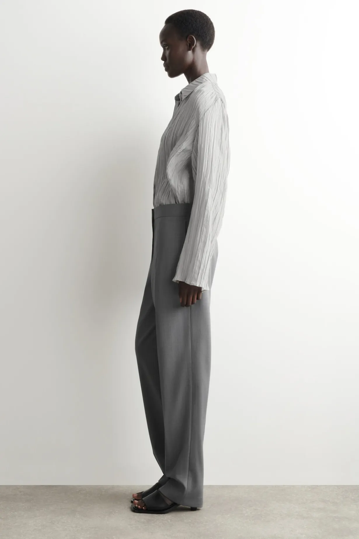 TAILORED WOOL STRAIGHT-LEG PANTS