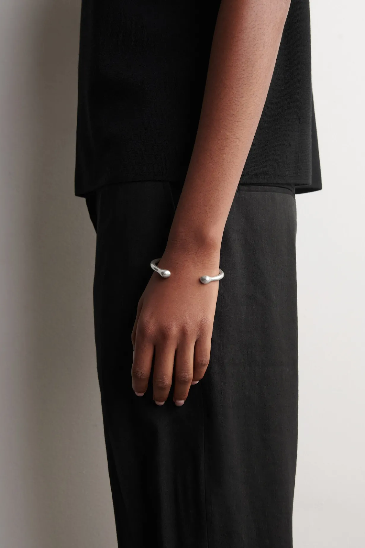 TEARDROP CUFF