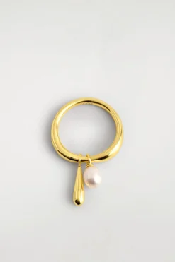 TEARDROP-CHARM RING