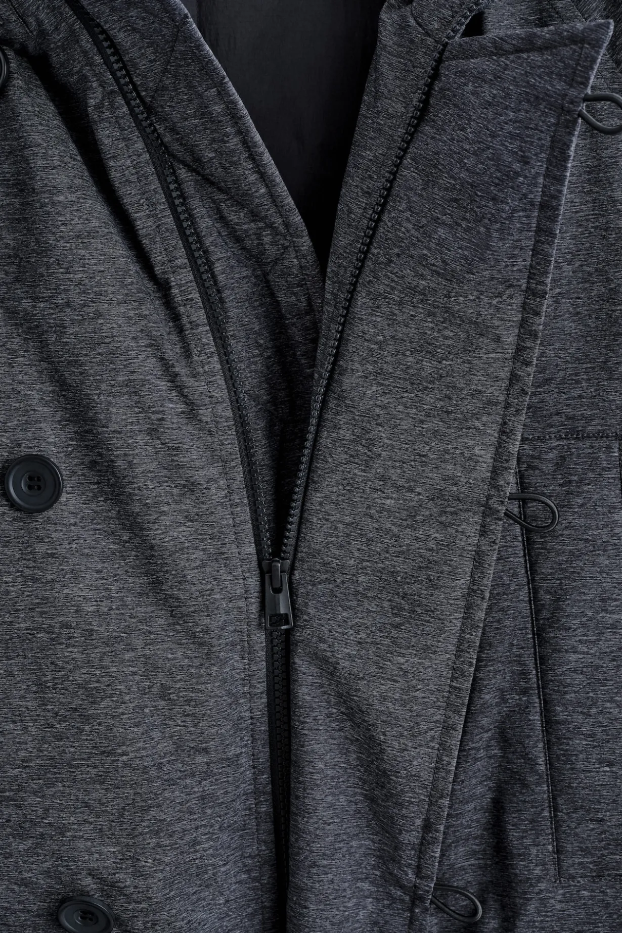 TECHNICAL HOODED DOWN PARKA