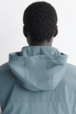 TECHNICAL WATER-RESISTANT NYLON VEST