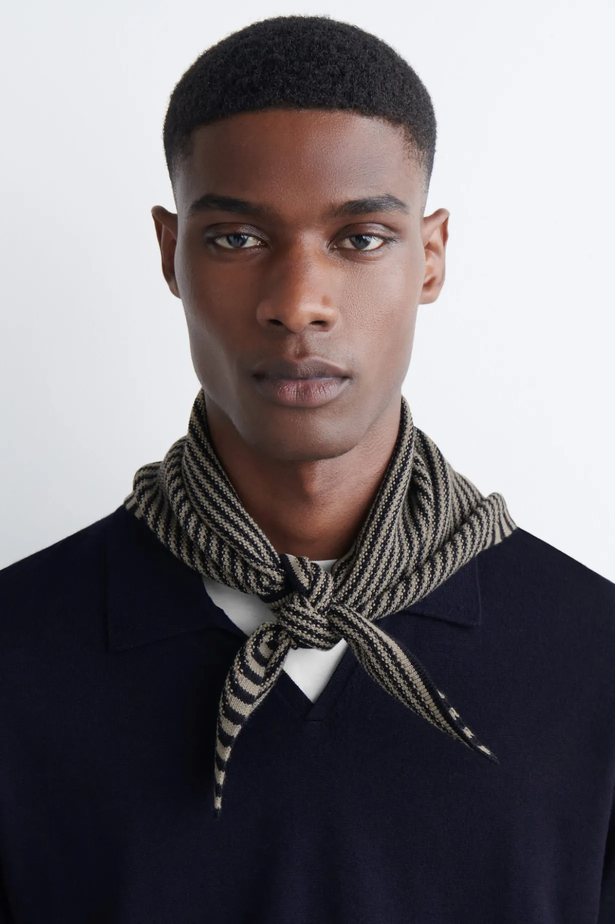 TEXTURED MERINO WOOL SCARF