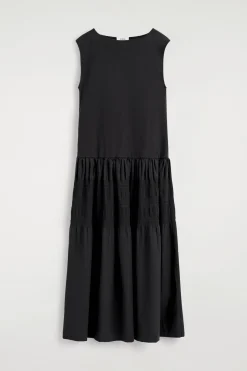 TIERED GATHERED MIDI DRESS