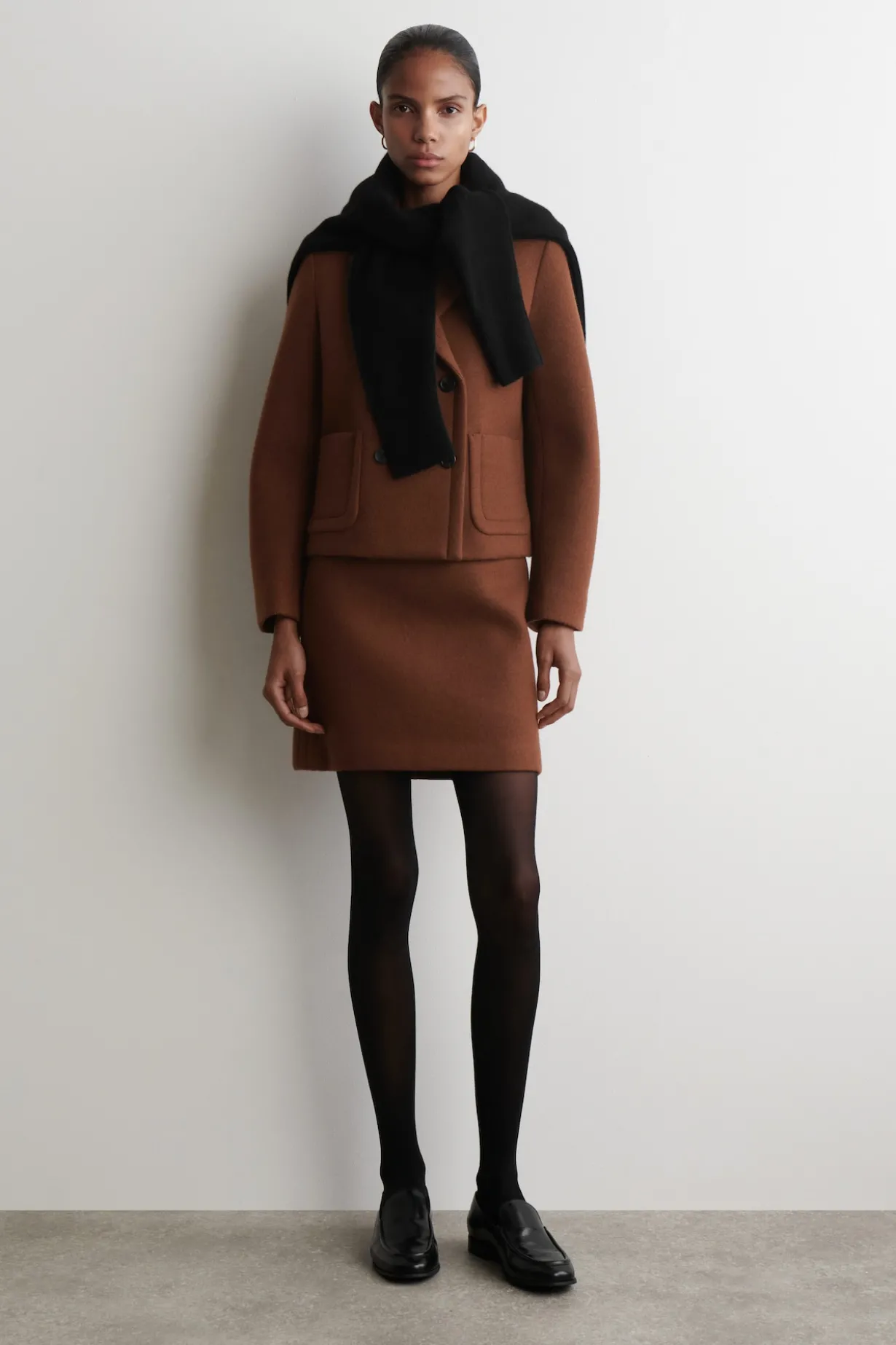 TOPSTITCHED WOOL MINI SKIRT