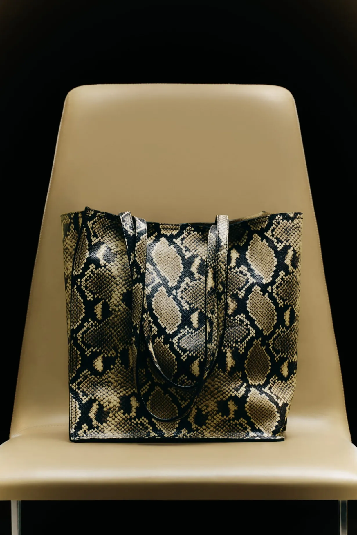 TOWNHOUSE SHOPPER BAG - LEATHER