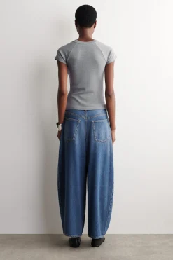 TWINE BARREL-LEG JEANS