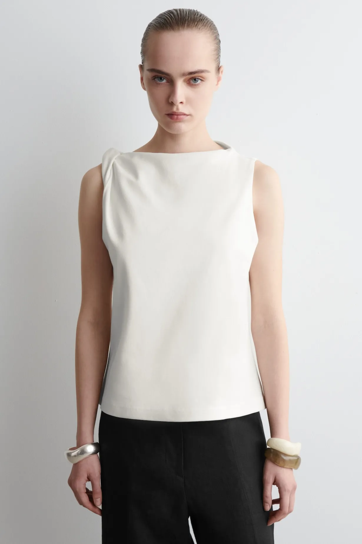 TWIST-DETAIL COTTON TOP