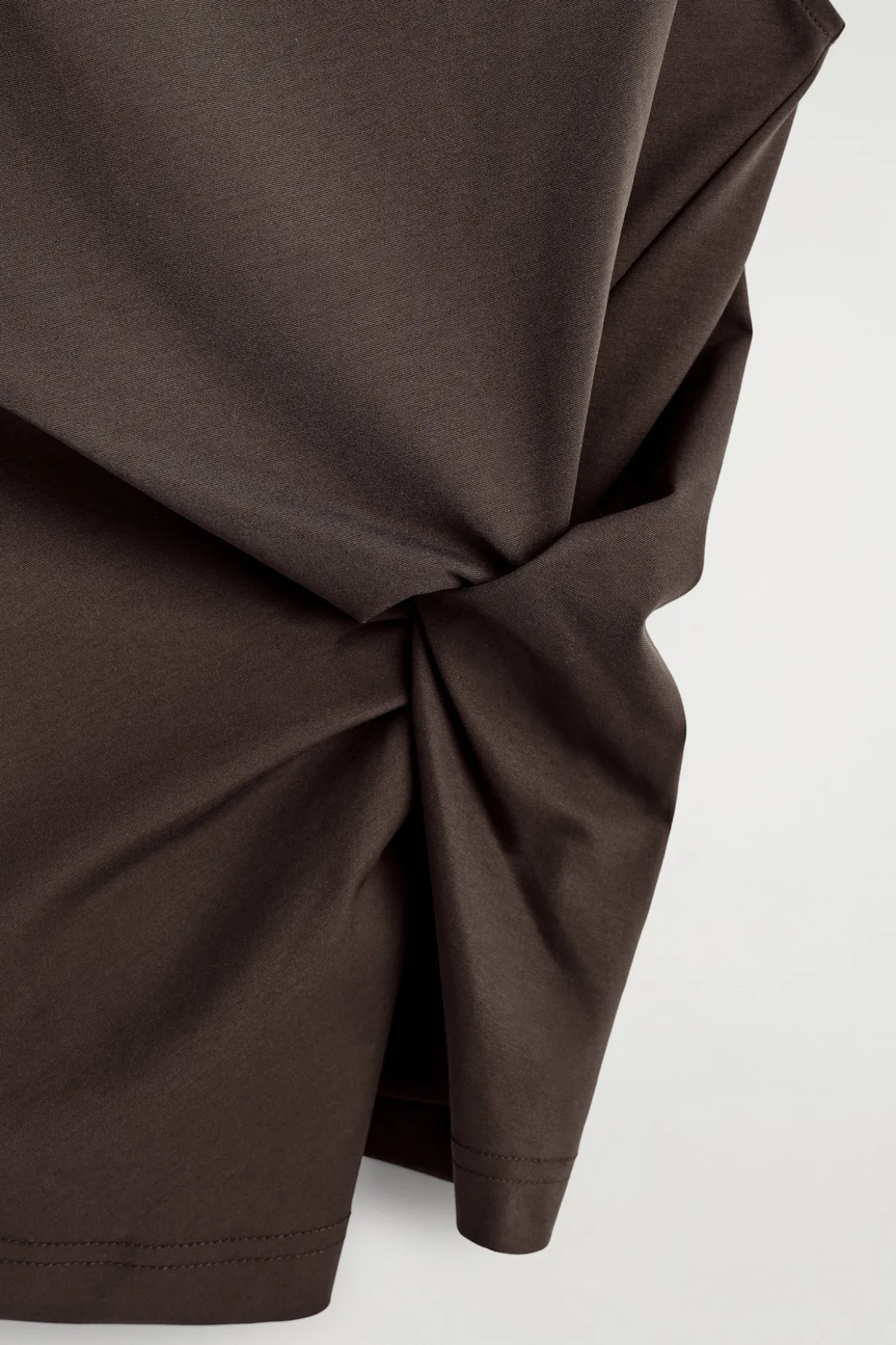 TWIST-DETAIL JERSEY TOP