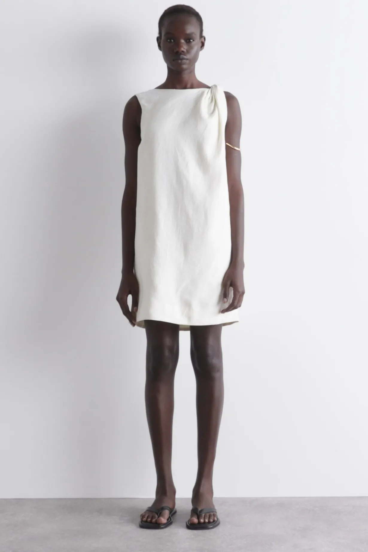 TWIST-DETAIL LINEN MINI DRESS