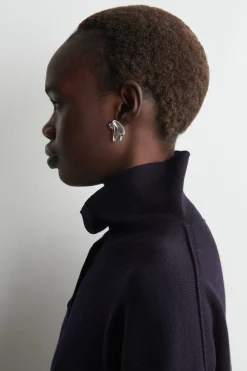 TWISTED RIBBON STUD EARRINGS