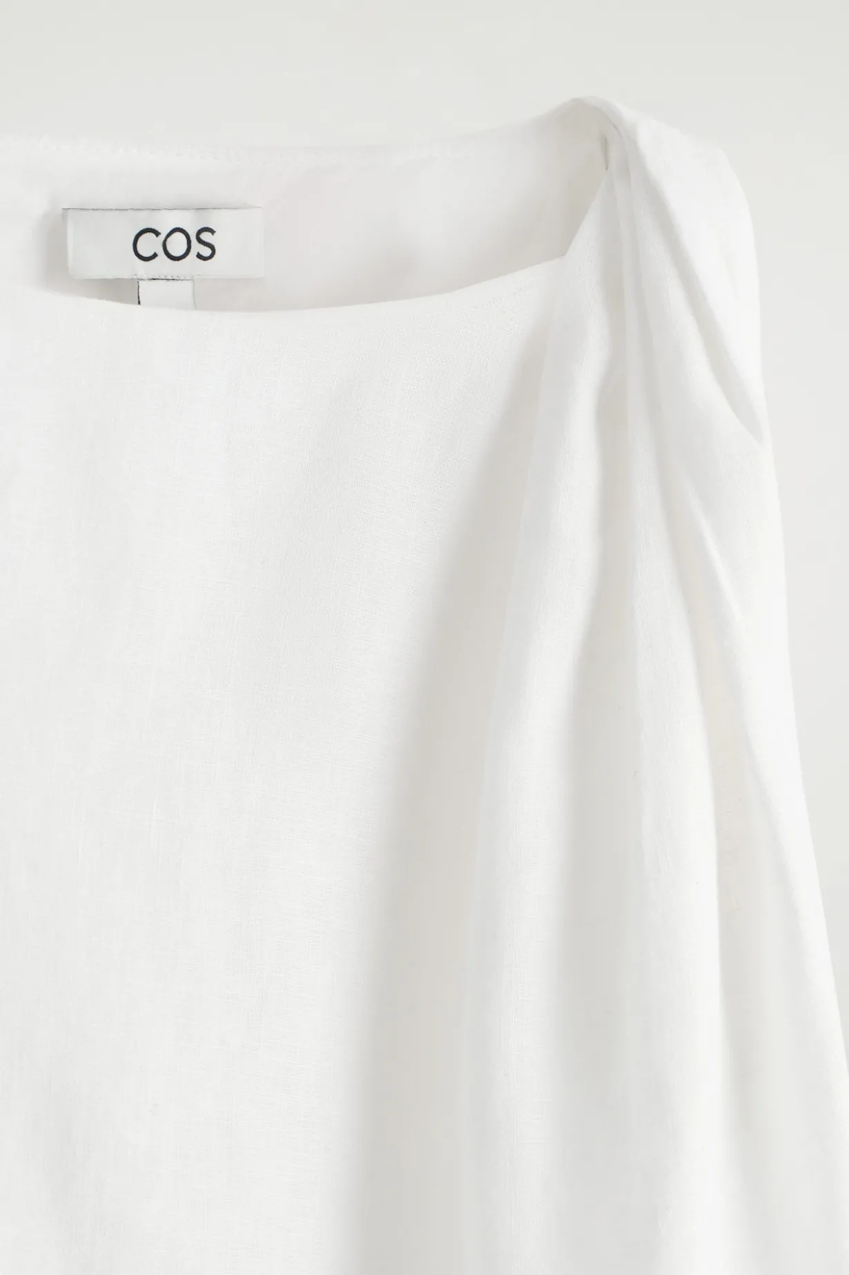 TWISTED-DETAIL LINEN TOP
