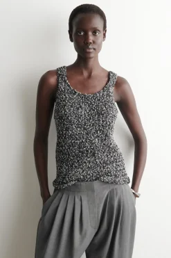 TWO-TONE CHUNKY KNITTED TANK TOP