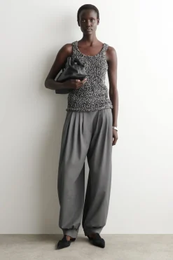 TWO-TONE CHUNKY KNITTED TANK TOP