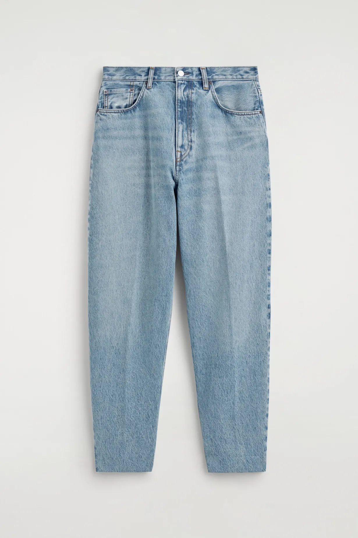 UMBRA TAPERED JEANS