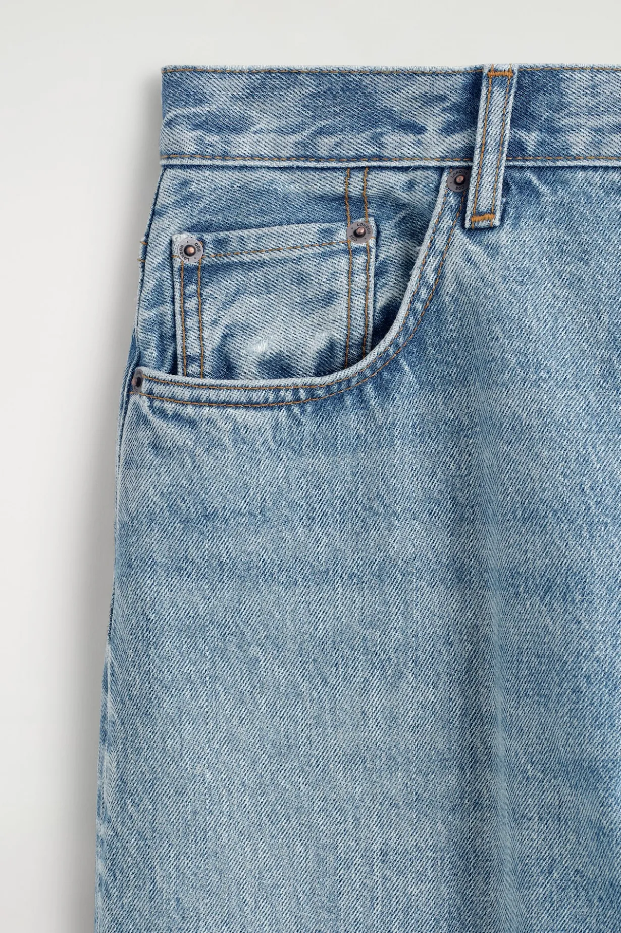 UMBRA TAPERED JEANS