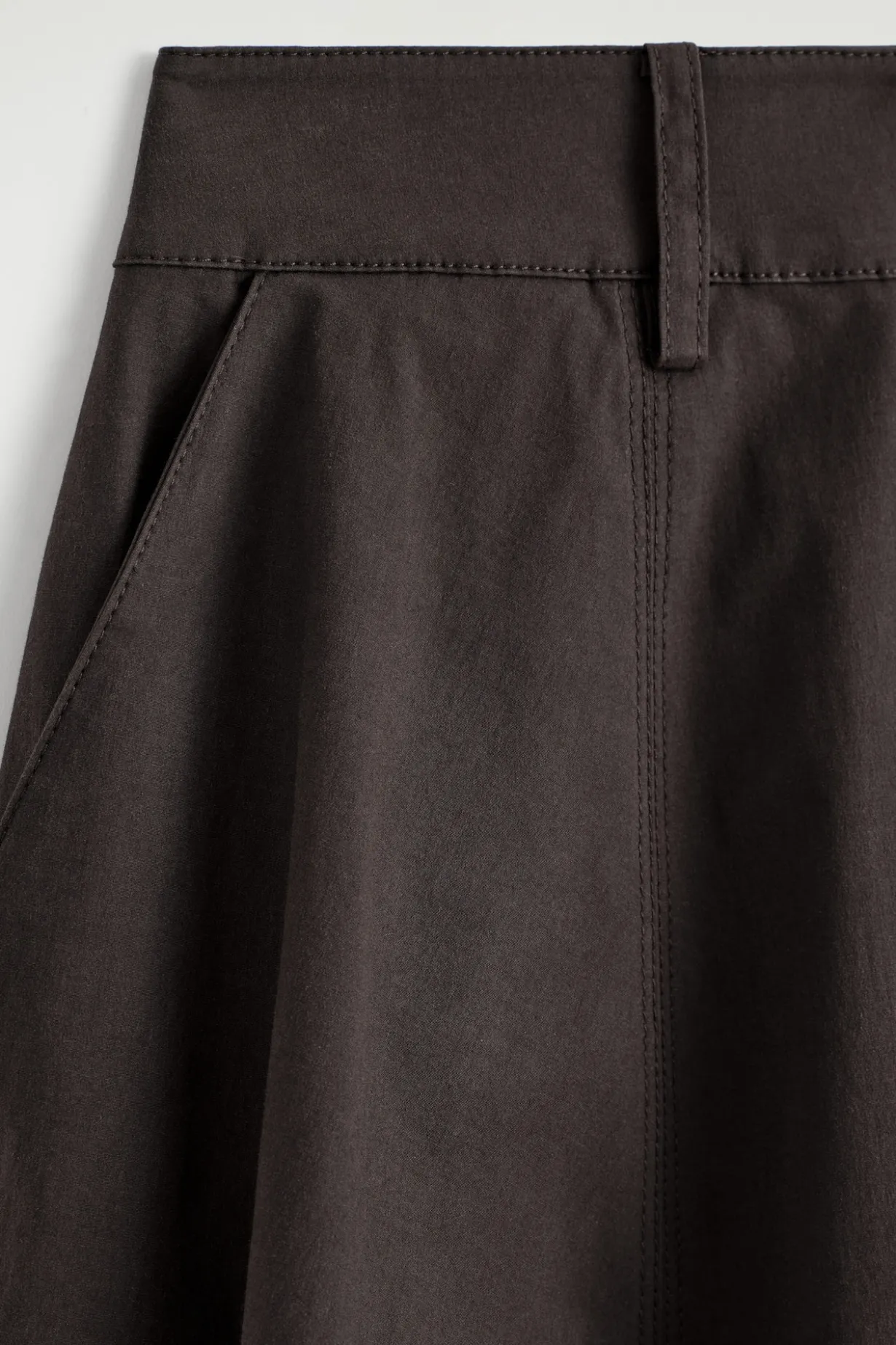 VOLUMINOUS COTTON MIDI SKIRT